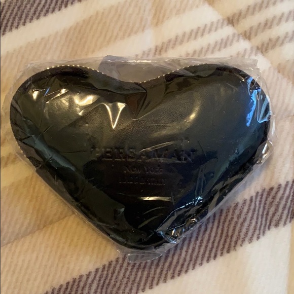 Persaman New York Aleandra Heart Pouch - Picture 5 of 5